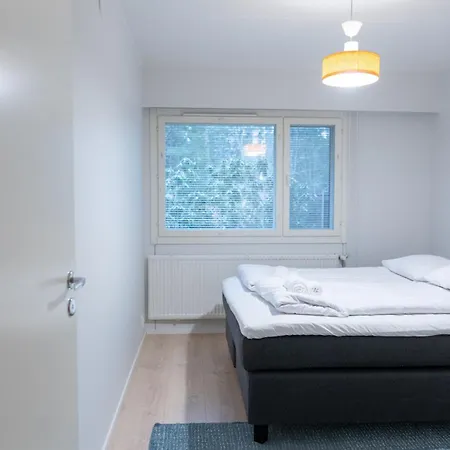 Large Renovated Townhouse With Sauna And Patio * Esbo