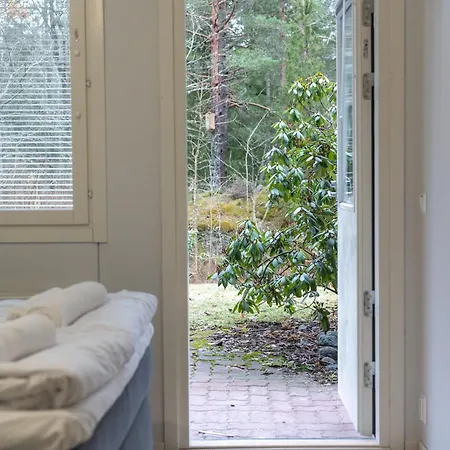 Large Renovated Townhouse With Sauna And Patio Дом отдыха Эспоо