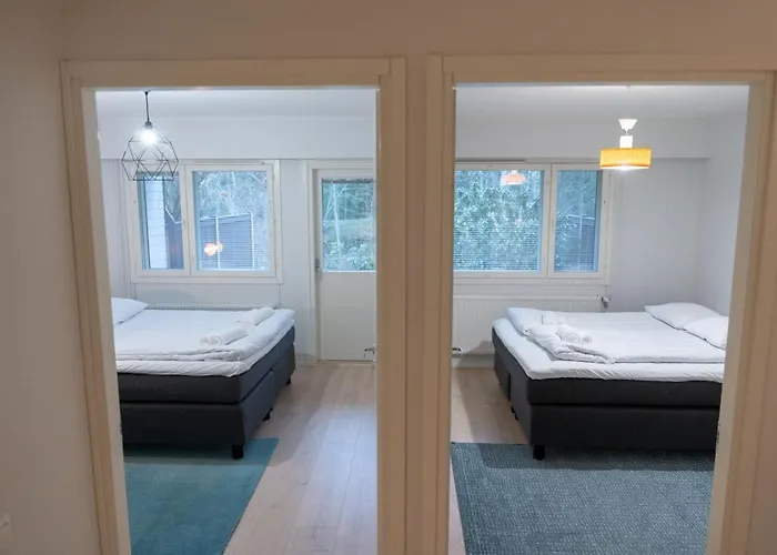 Σπίτι διακοπών Large Renovated Townhouse With Sauna And Patio Εσπού