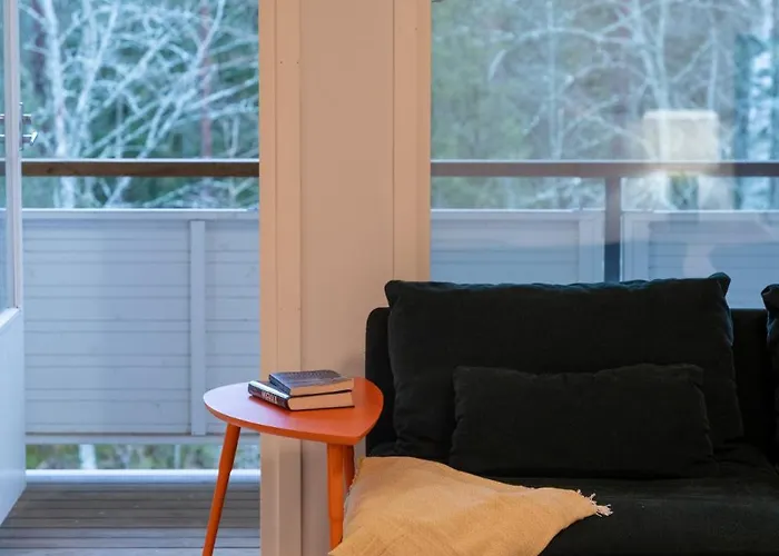 Large Renovated Townhouse With Sauna And Patio Σπίτι διακοπών *